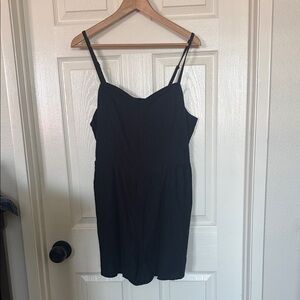 Women’s Old Navy linen romper XL black
